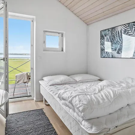 Lovely In Juelsminde With House Sea View Appartement *