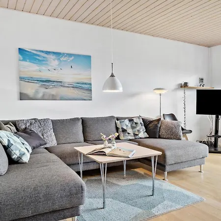 Appartement Lovely In Juelsminde With House Sea View